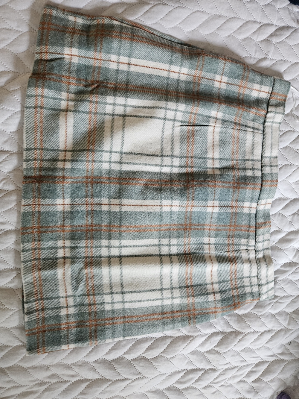 Checked Mini Skirt in Sage Green and Cream#270